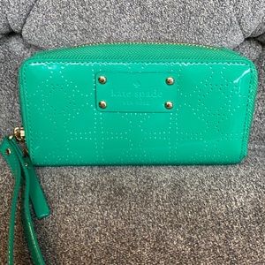 Kate Spade wallet clutch wristlet green with gold hardware